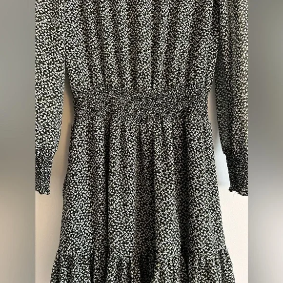 Michael Kors Floral-Print Faux-Wrap - Picture 10 of 13